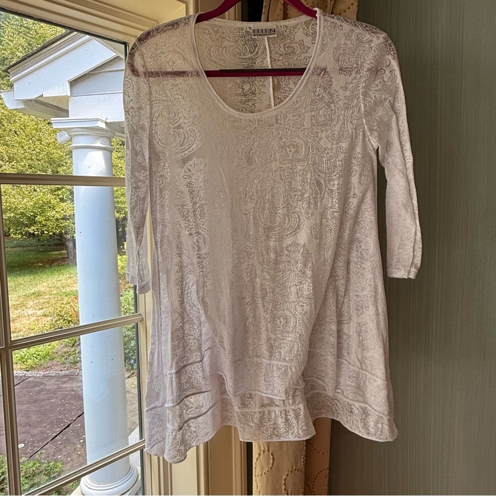 Ellen & Company Lightweight 3/4 Sleeve Long Tee with Sheer Paisley Pattern